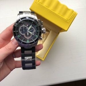 Brand new Invicta men’s watch